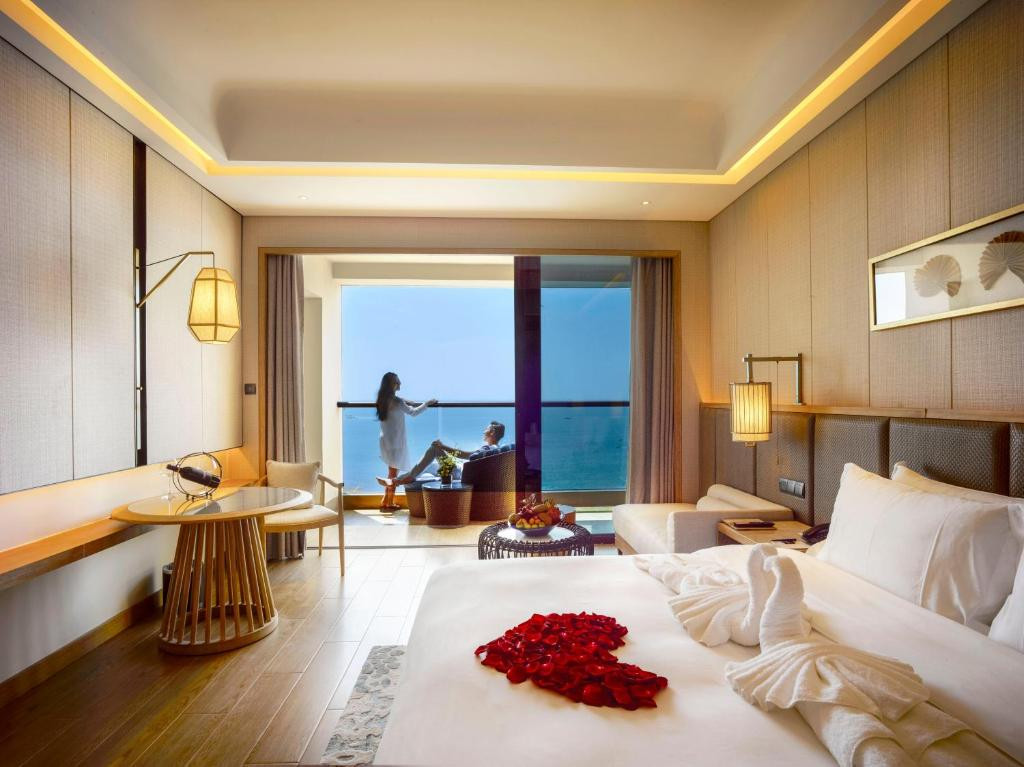 Harman Resort Hotel Sanya 5*
