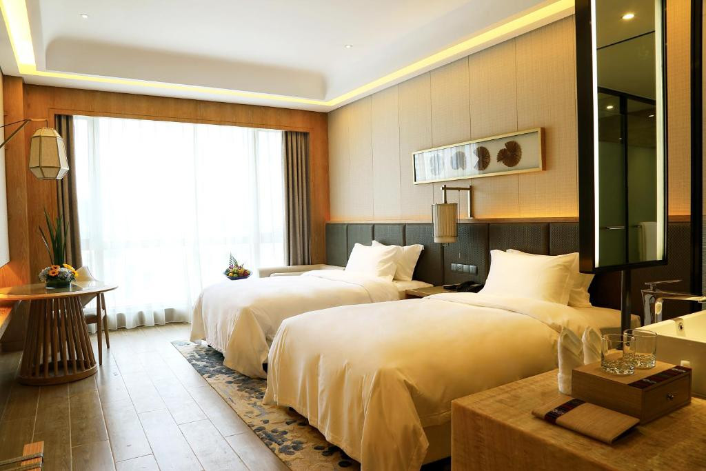 Harman Resort Hotel Sanya 5*
