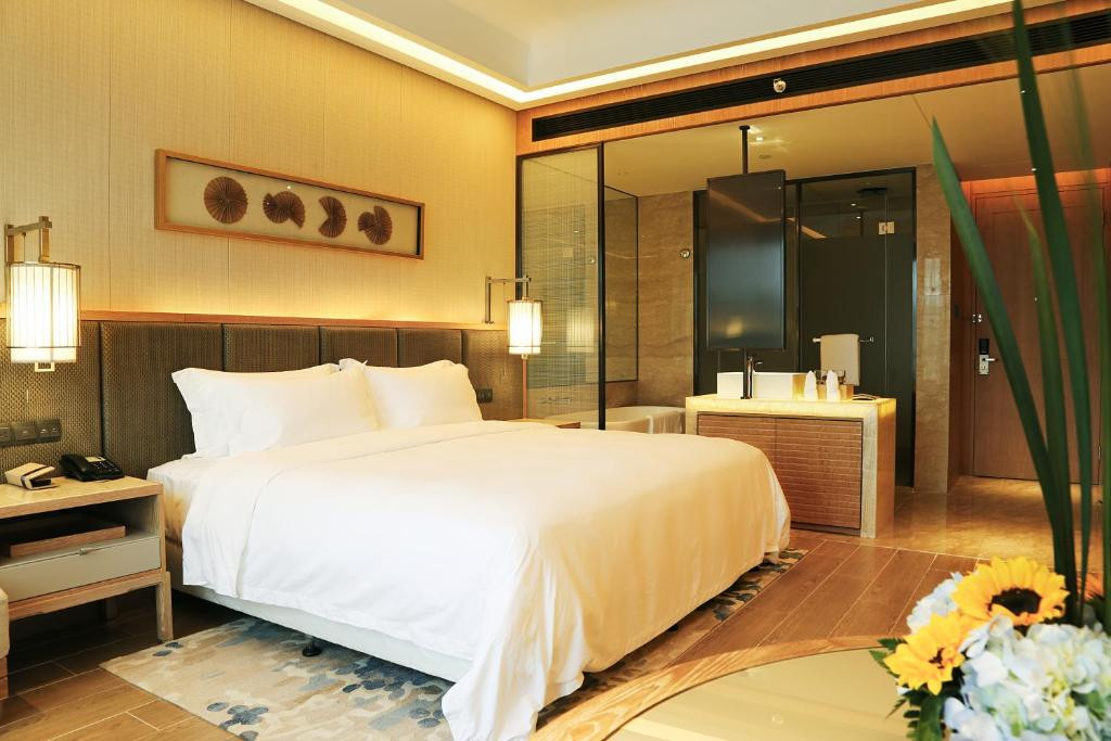 Harman Resort Hotel Sanya 5*