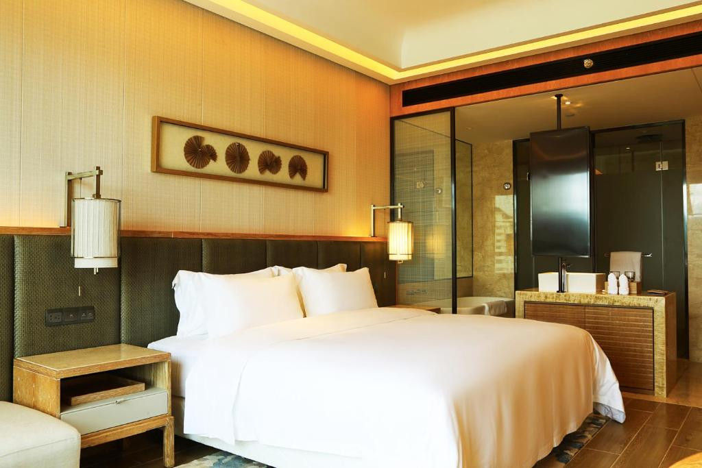 Harman Resort Hotel Sanya 5*