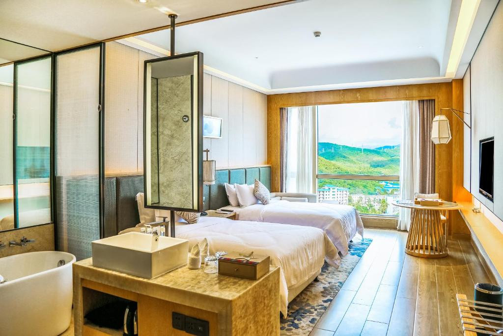 Harman Resort Hotel Sanya 5*