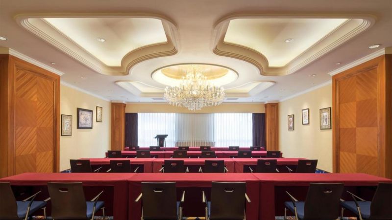 Hongqiao Jin Jiang Hotel 4*