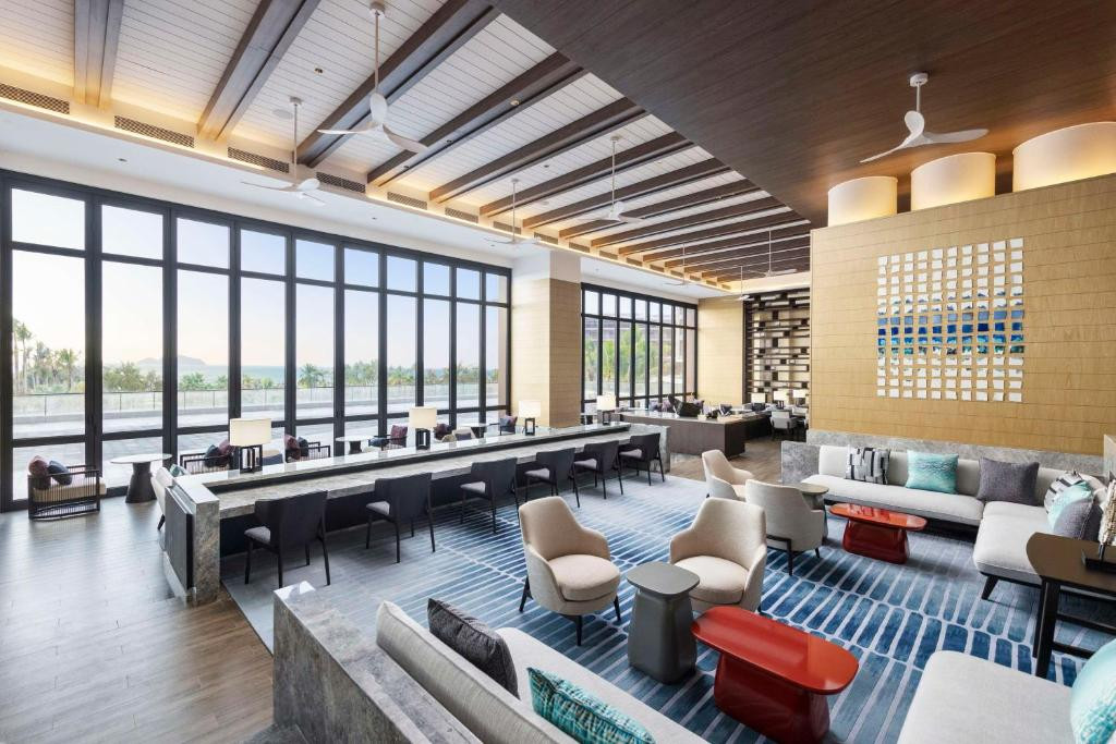 Hyatt Regency Tianli Bay 5*