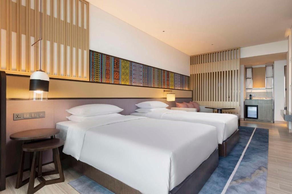 Hyatt Regency Tianli Bay 5*