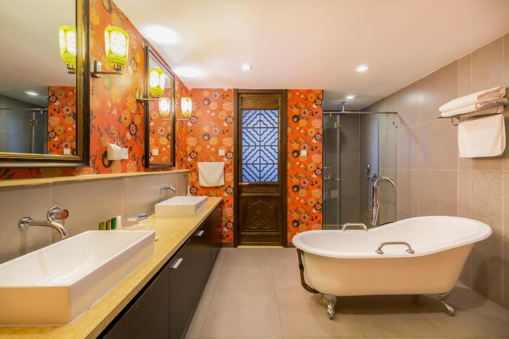 Jianguo Hotspring 3*