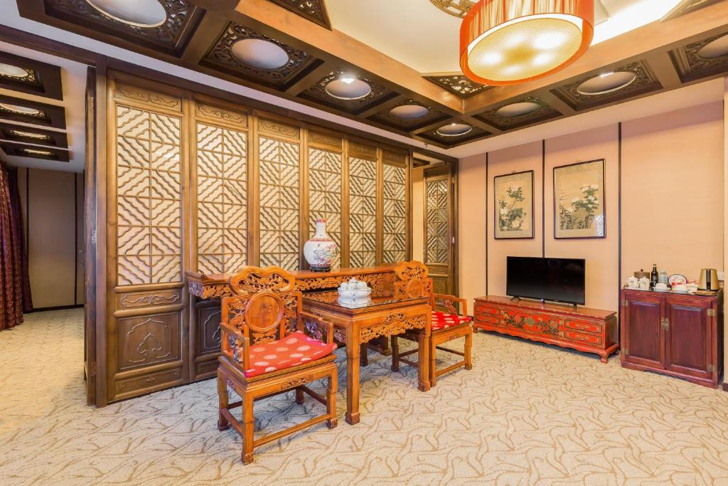 Jianguo Hotspring 3*
