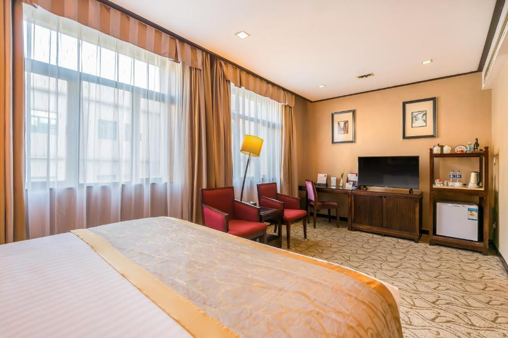 Jianguo Hotspring 3*