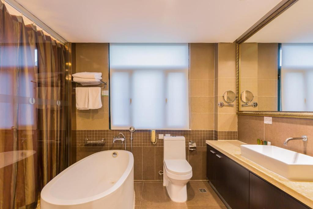 Jianguo Hotspring 3*