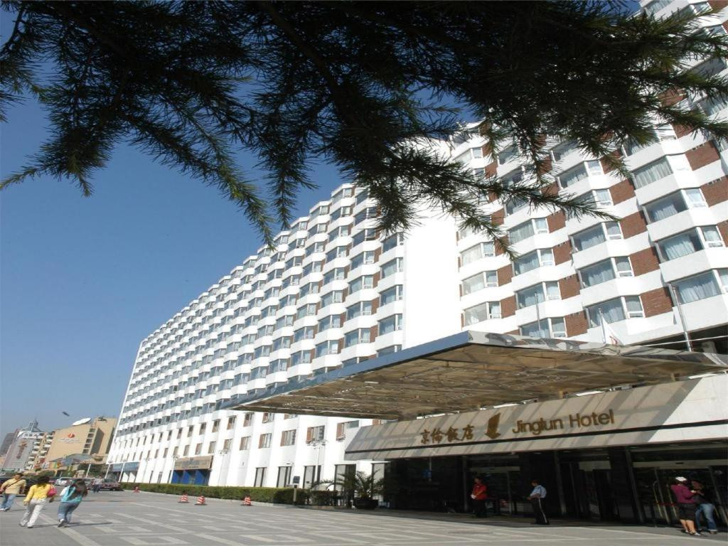 Jinglun Hotel Beijing 4*