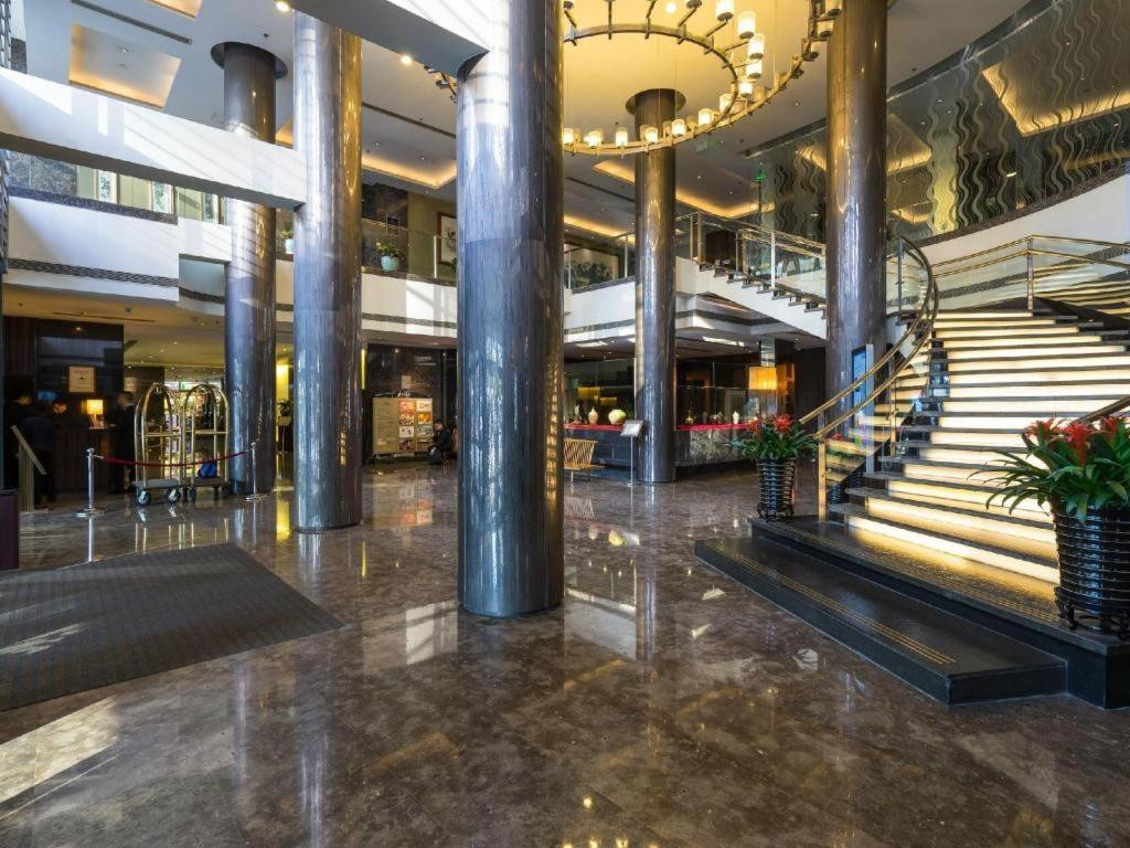 Jinglun Hotel Beijing 4*