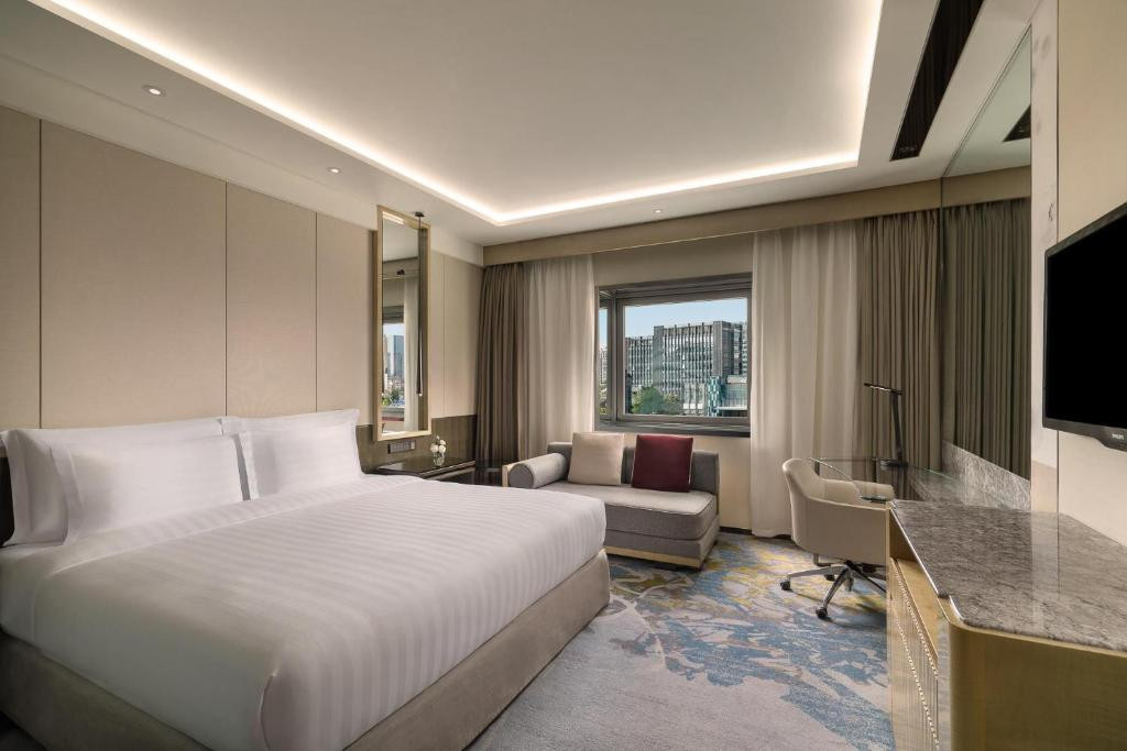 Kempinski Hotel Beijing Yansha Center 5*