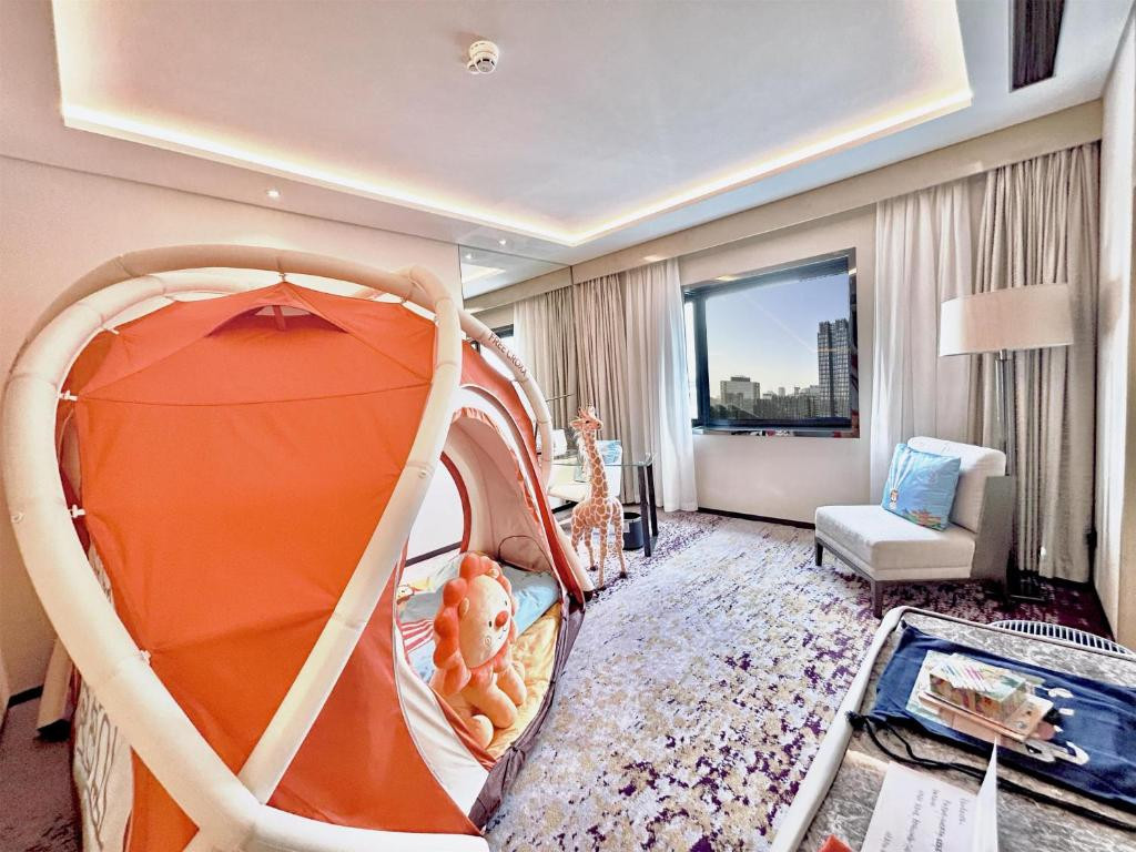 Kempinski Hotel Beijing Yansha Center 5*