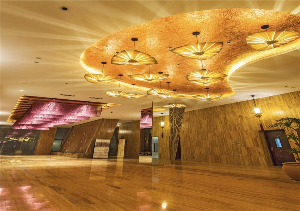 Mangrove Tree Resort World 5*
