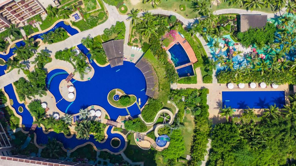 Mangrove Tree Resort Yalong Bay 5*