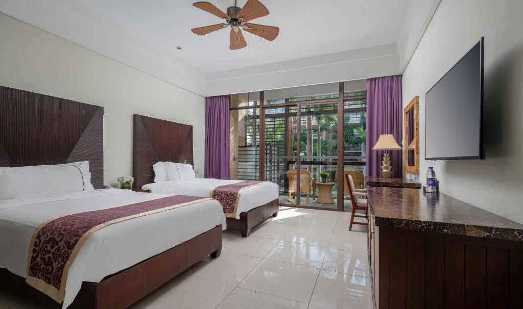 Mangrove Tree Resort Yalong Bay 5*