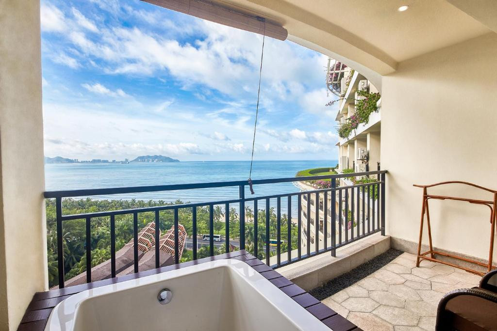 Ocean Sonic Resort 5*