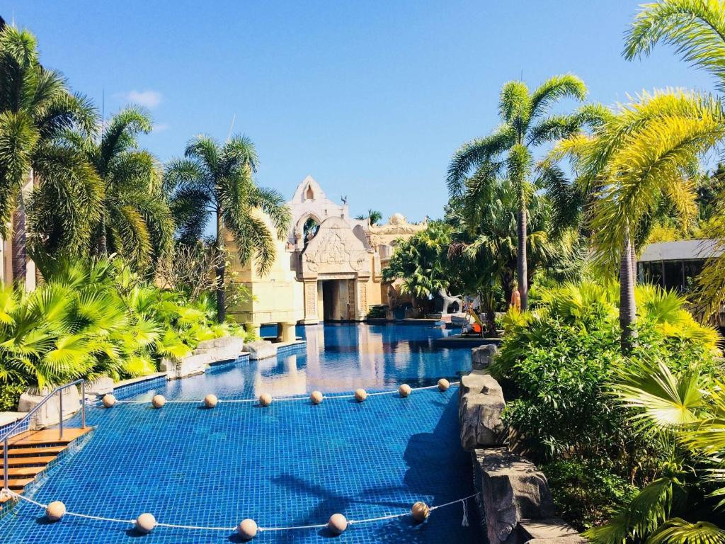 Pullman Sanya Yalong Bay Resort&Spa 5*