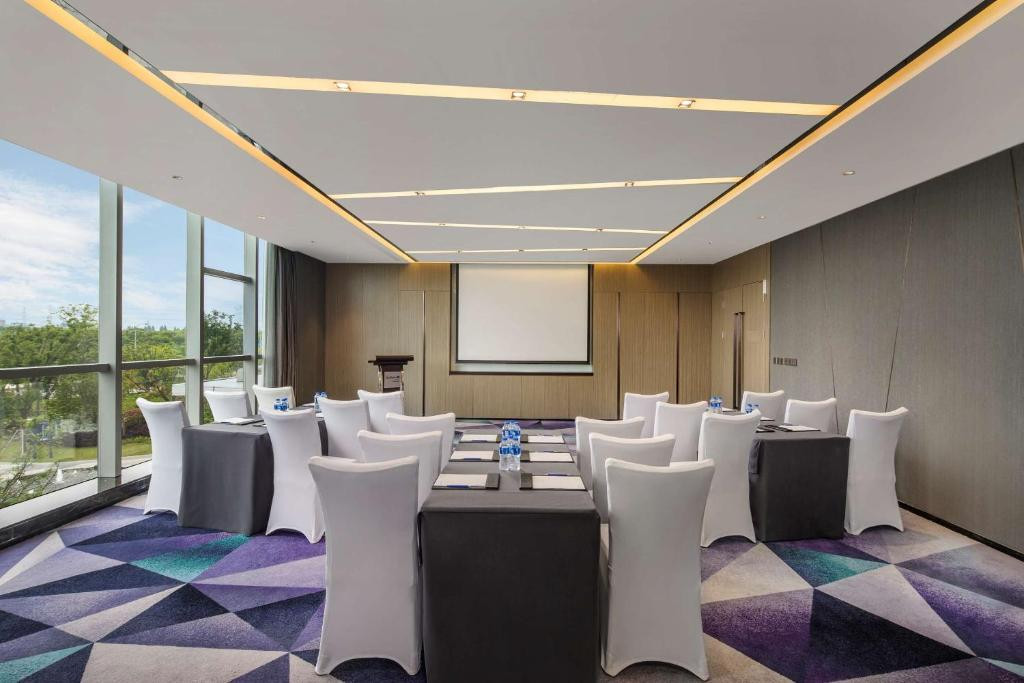 Radisson Blu Shanghai Pudong Jinqiao 5*