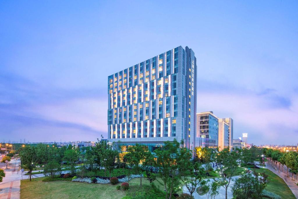 Radisson Blu Shanghai Pudong Jinqiao 5*