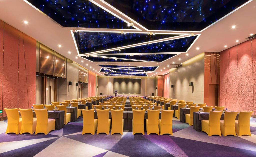 Radisson Blu Shanghai Pudong Jinqiao 5*