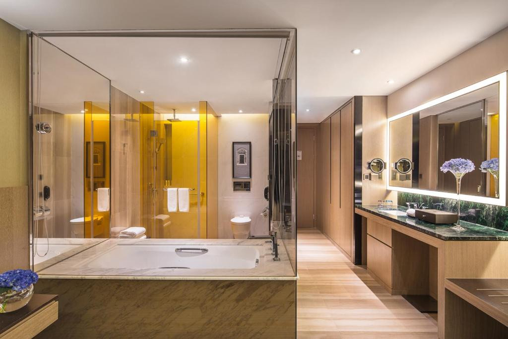 Radisson Blu Shanghai Pudong Jinqiao 5*