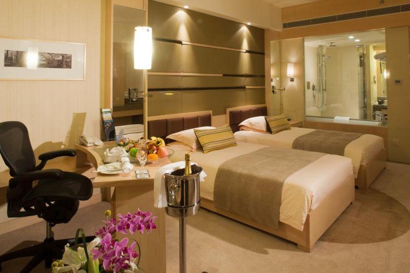 Regal East Asia International Hotel 5*