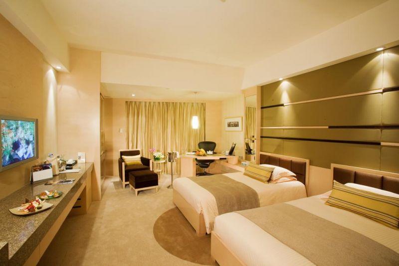 Regal East Asia International Hotel 5*