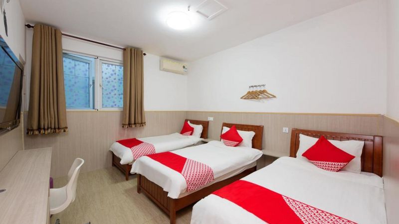 Sanya Oyo Express Hotel 2*