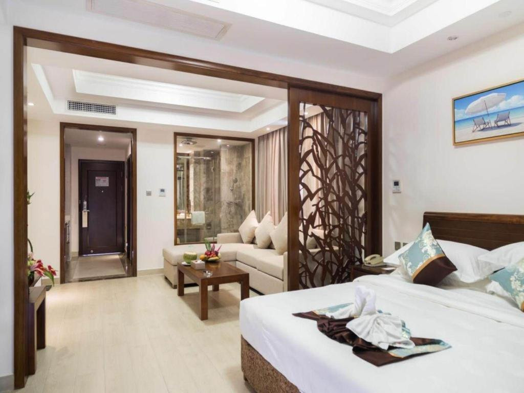 Sanya Shanghai Huating Boutique Resort Hotel 5*