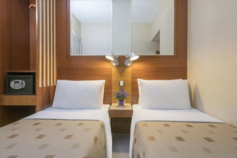 Silka West Kowloon 3*