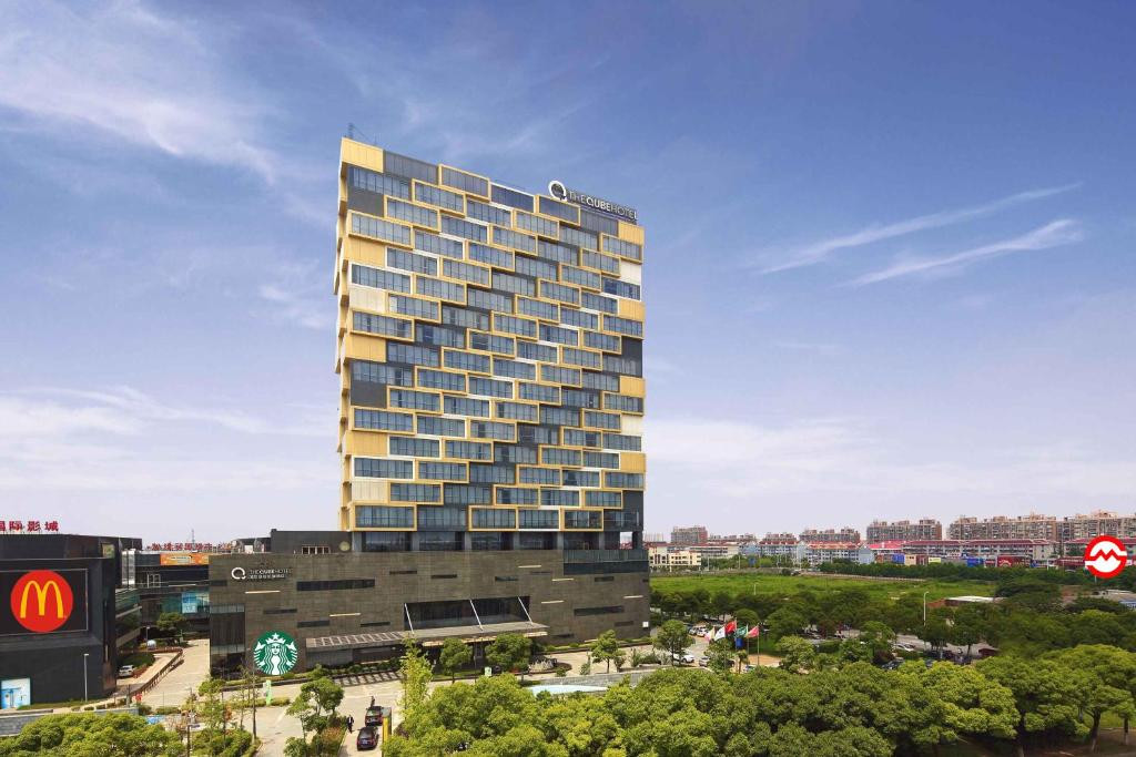 The Qube Pudong 4*