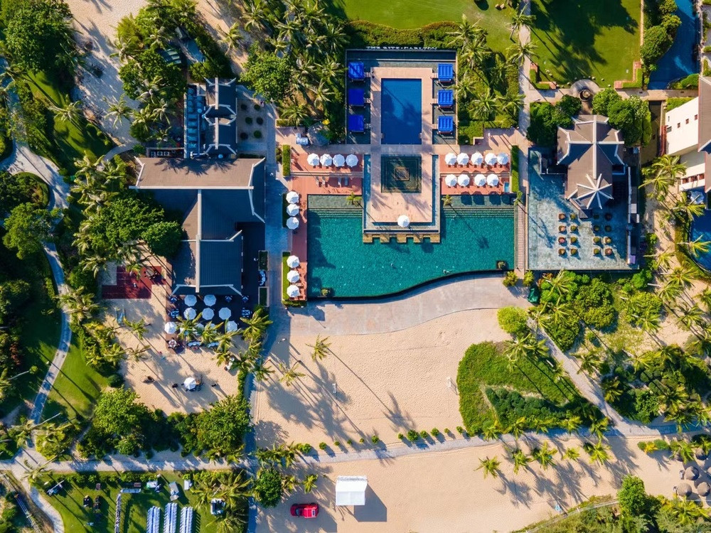The Ritz-calrton Sanya Yalong Bay 5*