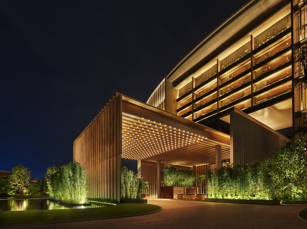 The Sanya Edition 5*