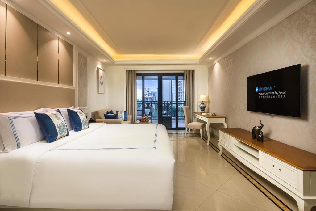 Wyndham Hainan Clearwater Bay Resort 5*