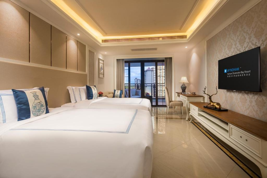 Wyndham Hainan Clearwater Bay Resort 5*