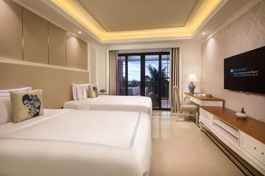 Wyndham Hainan Clearwater Bay Resort 5*