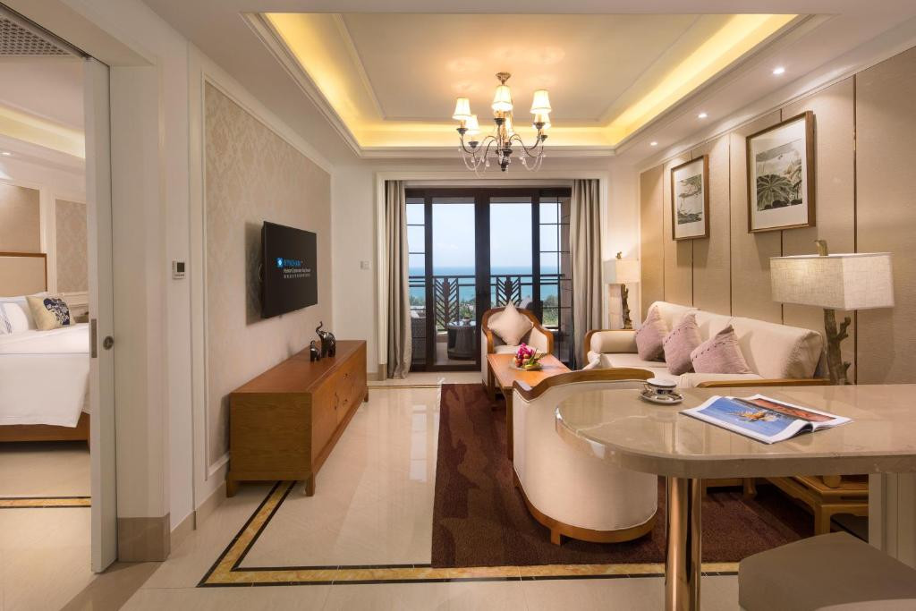 Wyndham Hainan Clearwater Bay Resort 5*