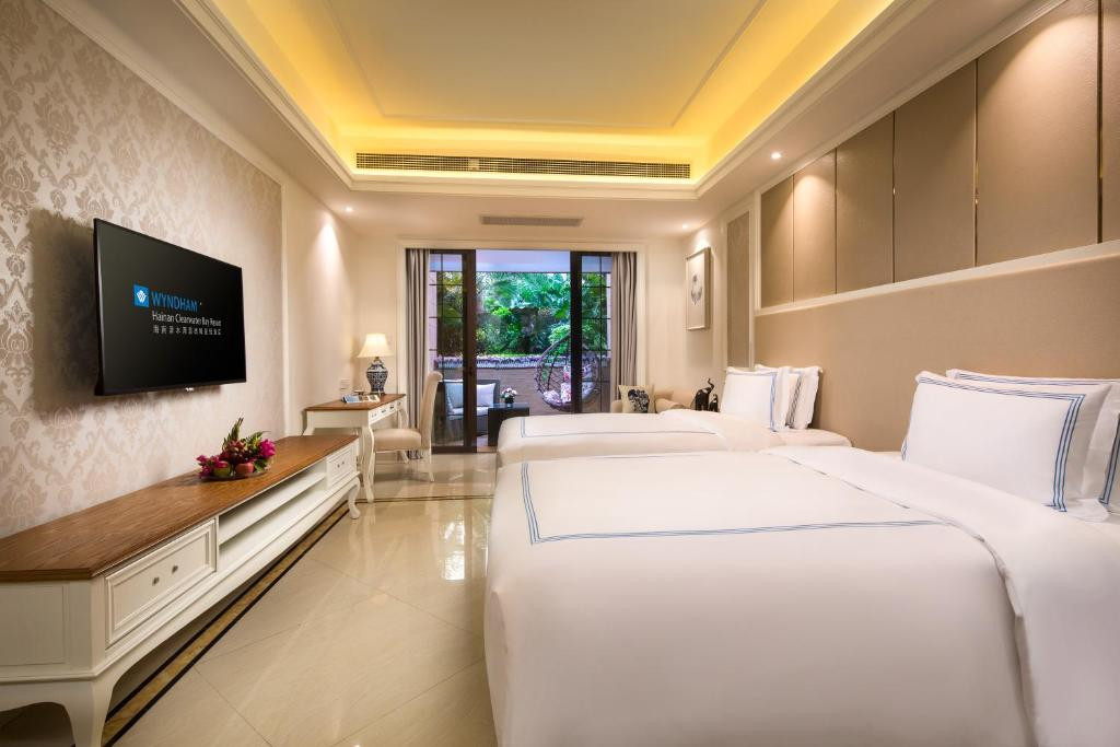Wyndham Hainan Clearwater Bay Resort 5*