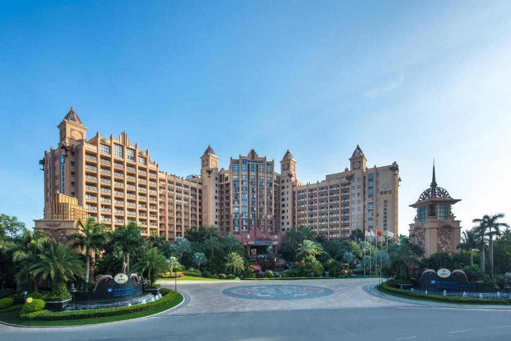 Wyndham Hainan Clearwater Bay Resort 5*