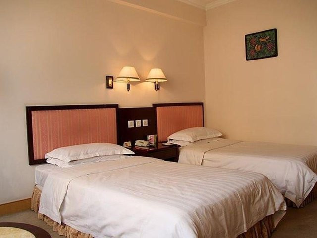 Xi An Tangcheng Hotel 3*
