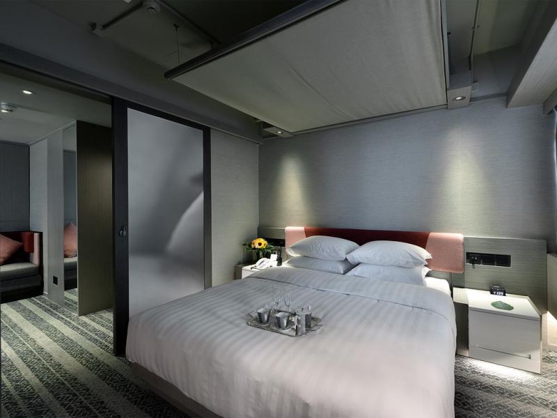 Xi Hotel 3*