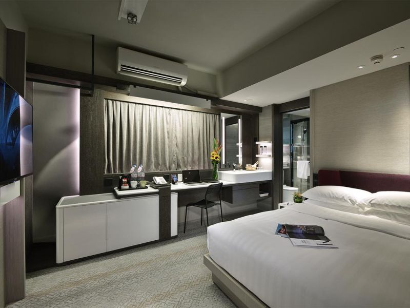 Xi Hotel 3*