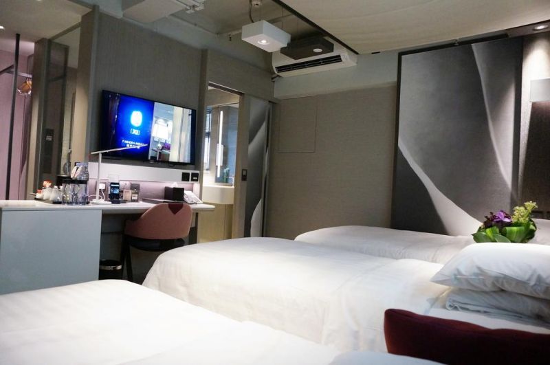 Xi Hotel 3*