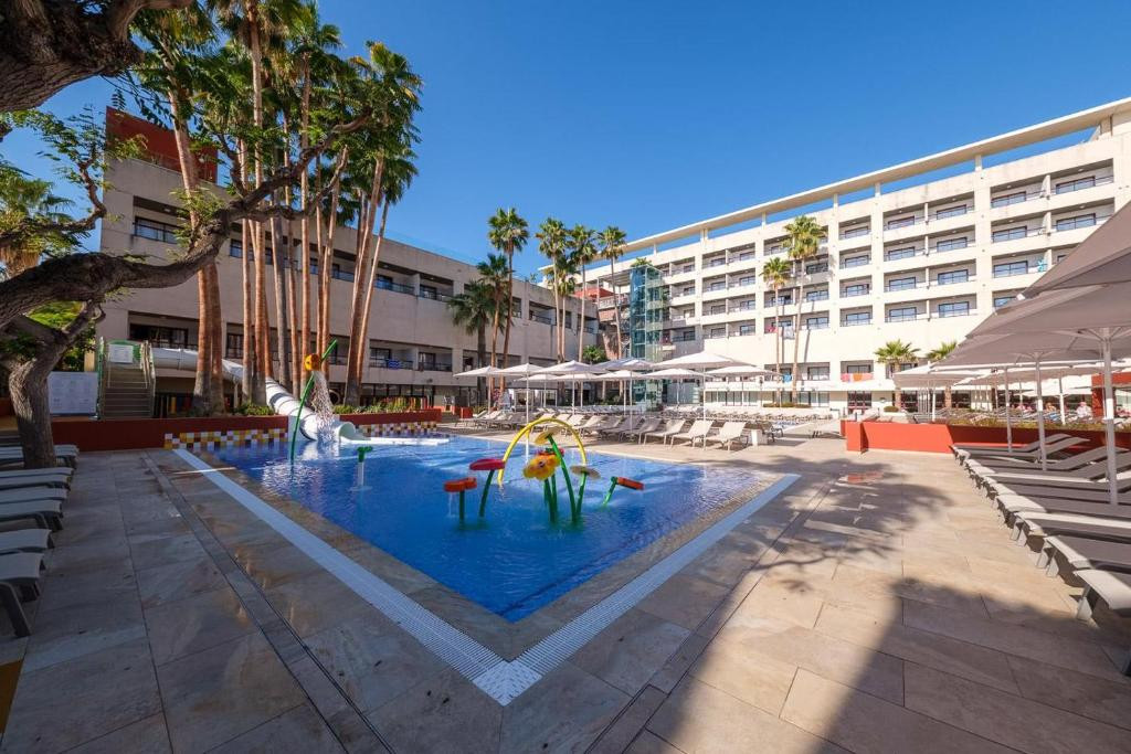 Estival Park 4*