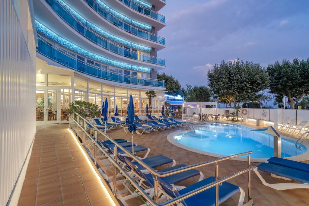 Ght Maritim Calella 4*