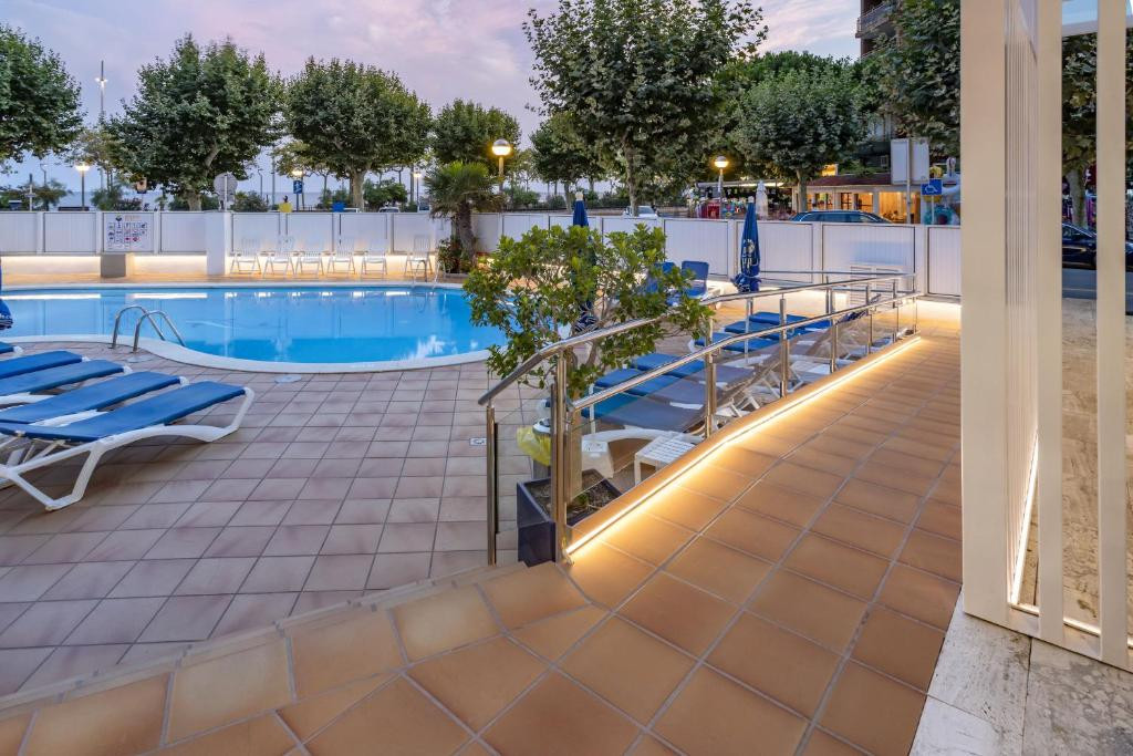 Ght Maritim Calella 4*