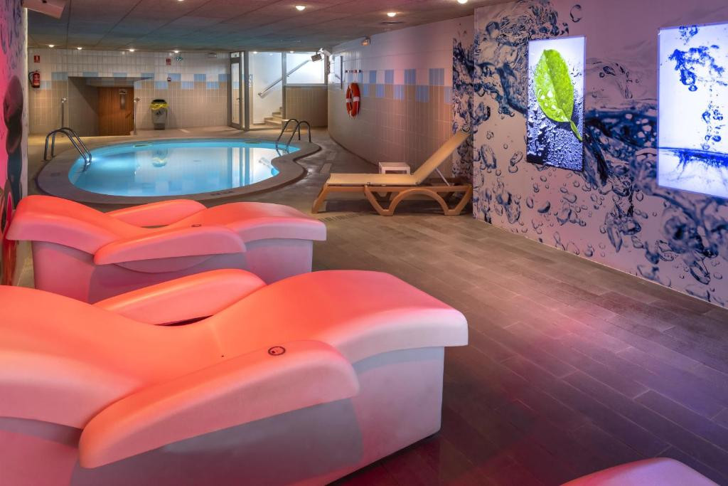 Ght Maritim Calella 4*