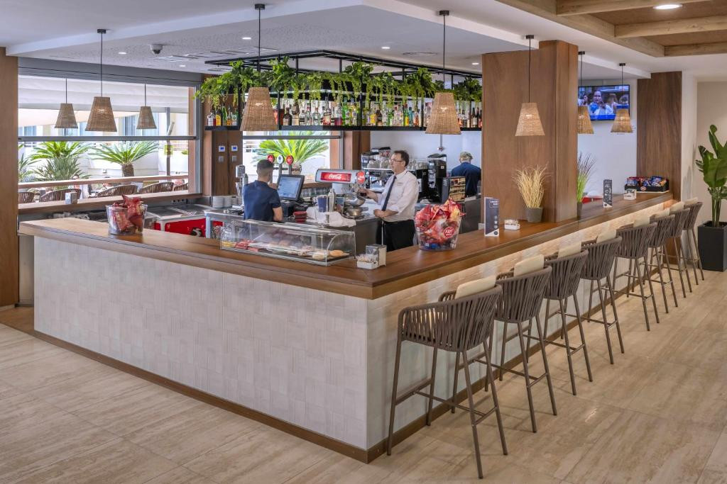 Ght Oasis Tossa 4*