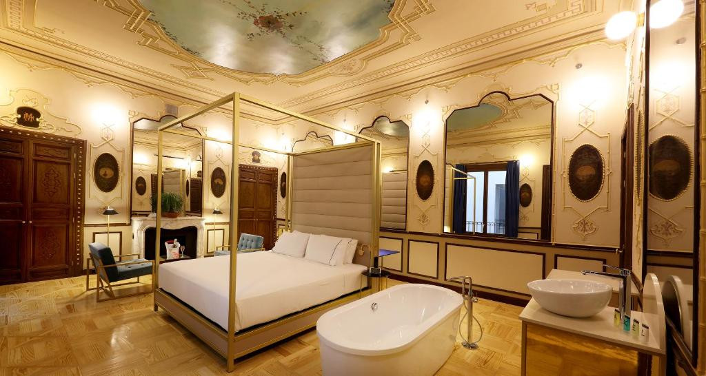 Axel Madrid Adults Only 4*