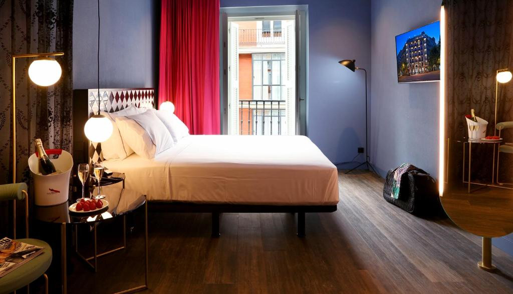 Axel Madrid Adults Only 4*